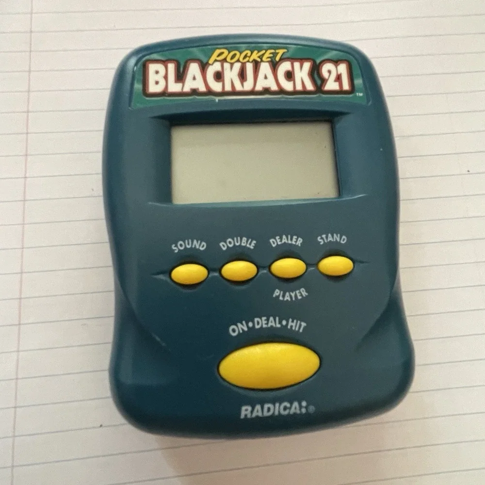 Vintage 1997 Radica Pocket Blackjack 21 Electronic Handheld LCD Casino Game